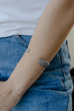 Load image into Gallery viewer, cuff bracelet
