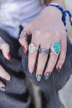 Load image into Gallery viewer, lush (turquoise)
