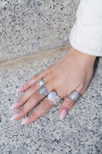 Load image into Gallery viewer, sky (blue lace agate)
