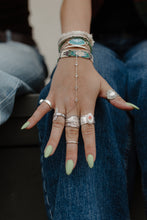 Load image into Gallery viewer, radiance hand chain
