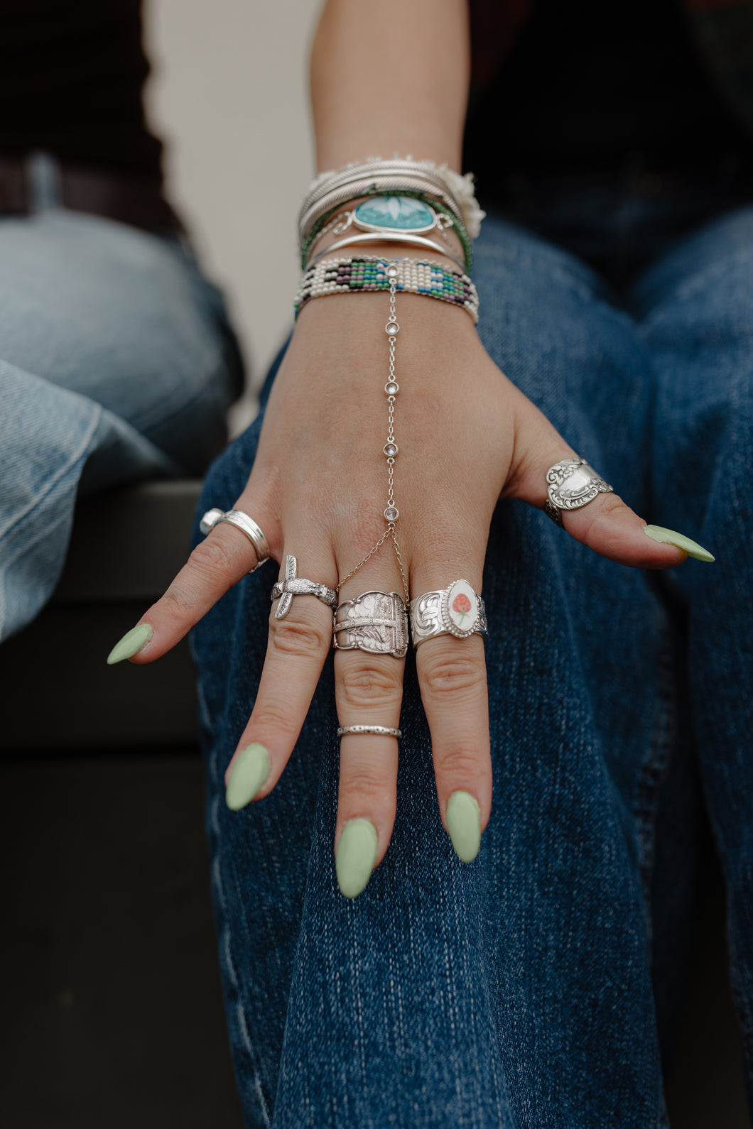 radiance hand chain