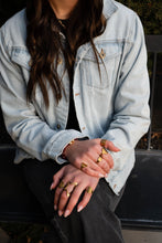 Load image into Gallery viewer, july
