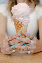 Load image into Gallery viewer, mint truffle (green stone)
