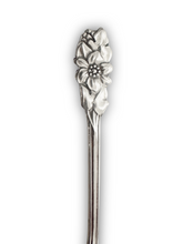 Load image into Gallery viewer, azure bloom (blue floral)

